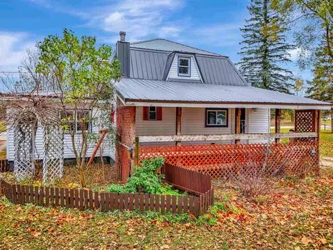 620 S Clark, Mesick, MI 49668 photo 9