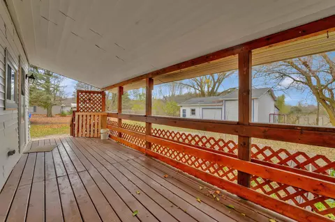 620 S Clark, Mesick, MI 49668 photo 33