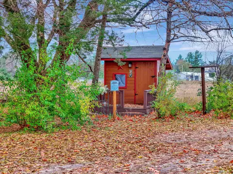 620 S Clark, Mesick, MI 49668 photo 8