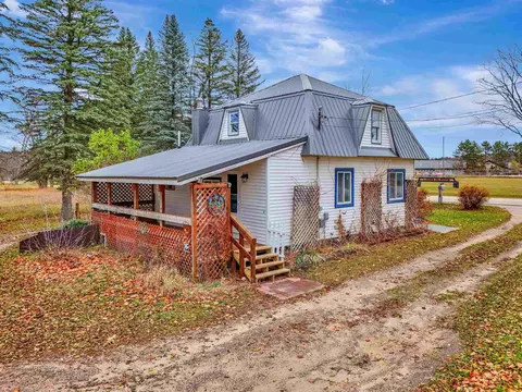 620 S Clark, Mesick, MI 49668 photo 6