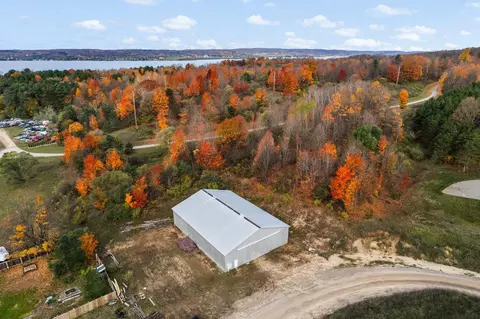 8515 E Bingham, Traverse City, MI 49684
