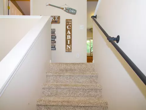 176 Eldridge, Beulah, MI 49617 photo 18