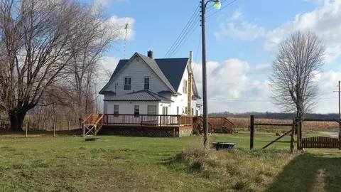 Exterior - 2540 S Dreyer, Au Gres, MI 48703 photo 3 of 7