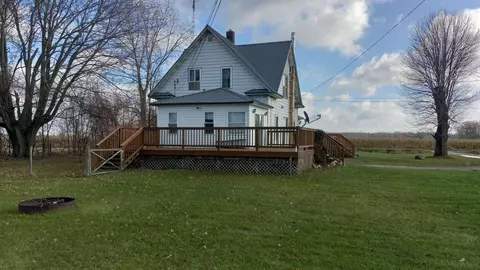 2540 S Dreyer, Au Gres, MI 48703
