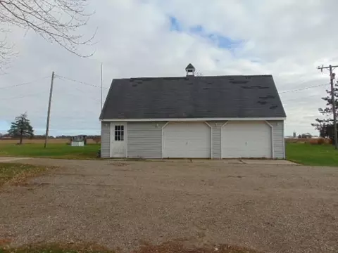 519 E Garfield, Ashley, MI 48806 photo 9