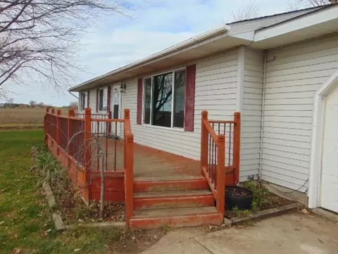 519 E Garfield, Ashley, MI 48806 photo 3
