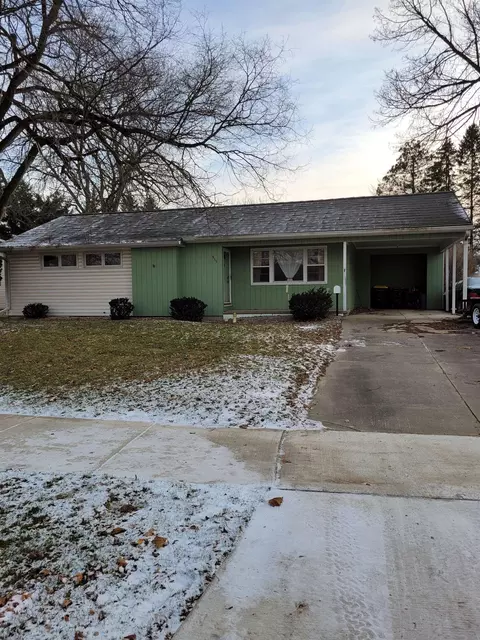 955 Iowa, Alma, MI 48801