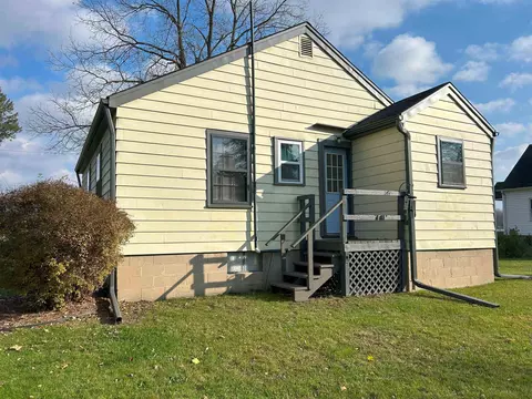 306 W 2nd, Shepherd, MI 48883 photo 3