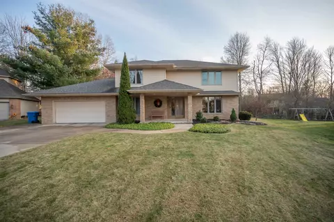2006 Trail Wood Cir E, Midland, MI 48640