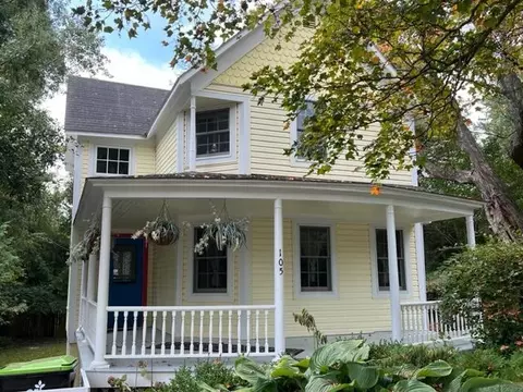 105 W Fourth, Northport, MI 49670