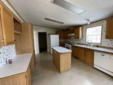 1543 E 16 Mile, Mesick, MI 49668 photo 15