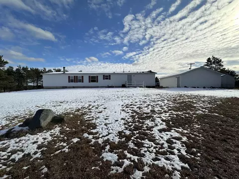 1543 E 16 Mile, Mesick, MI 49668 photo 5