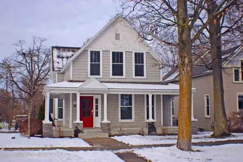 442 Fifth, Traverse City, MI 49684