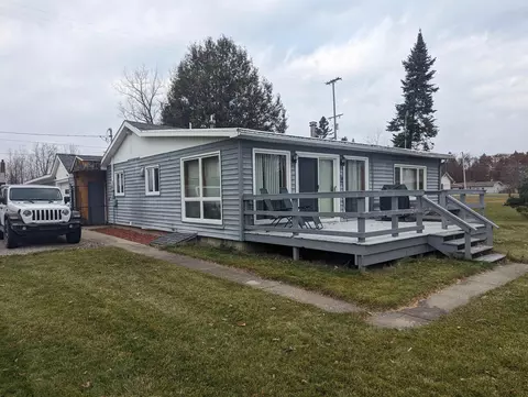 529 Detroit, Au Gres, MI 48703