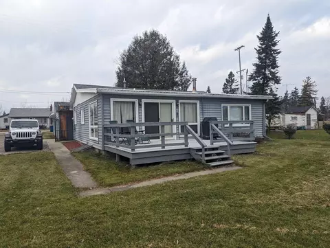 529 Detroit, Au Gres, MI 48703 photo 4