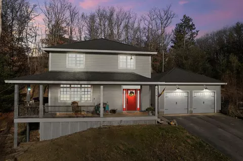 2414 Pine Hl #LOT : 48, Traverse City, MI 49686