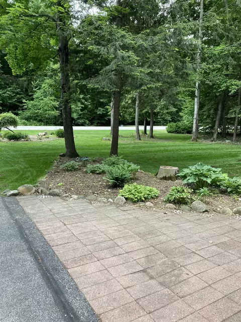 10866 Dylan, Interlochen, MI 49643 photo 4