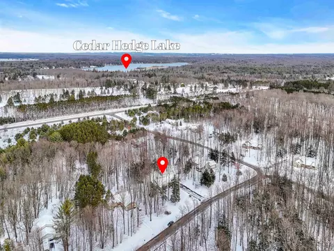 10866 Dylan, Interlochen, MI 49643 photo 45