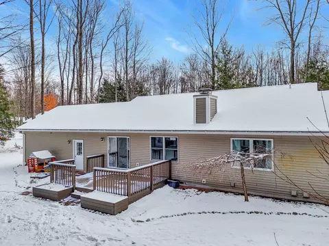 10866 Dylan, Interlochen, MI 49643 photo 10
