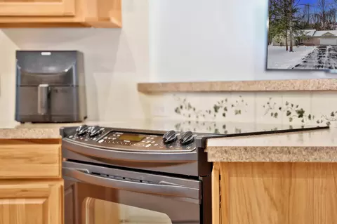 10866 Dylan, Interlochen, MI 49643 photo 41