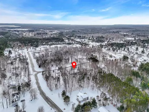 10866 Dylan, Interlochen, MI 49643 photo 44