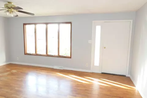 538 N Main, Ithaca, MI 48847 photo 2