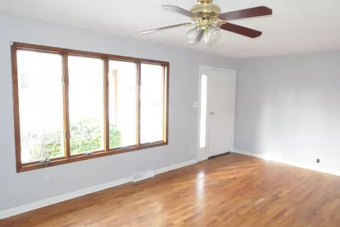 538 N Main, Ithaca, MI 48847 photo 3