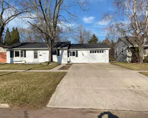 1005 E Andre, Mount Pleasant, MI 48858