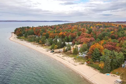 6705 Deepwater Pt, Williamsburg, MI 49690
