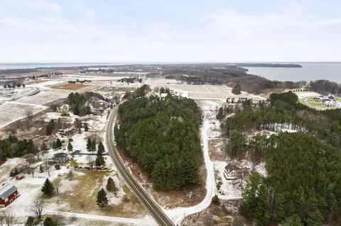 15810 Smokey Holw, Traverse City, MI 49686
