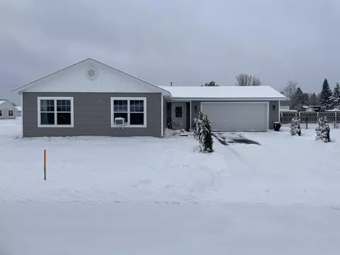 3577 Tanager, Traverse City, MI 49685