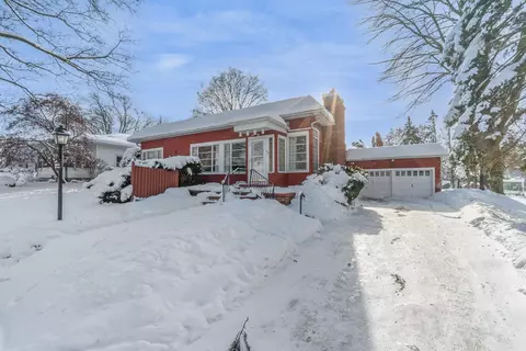 315 Elwell, Alma, MI 48801