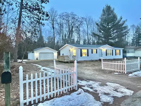 707 Pine, Bellaire, MI 49615