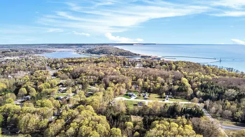 00 Michigan, Frankfort, MI 49635