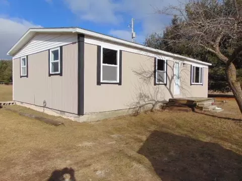 8829 E Pierce, Ithaca, MI 48847