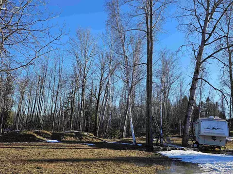 V/l 5 Mile, Hale, MI 48739