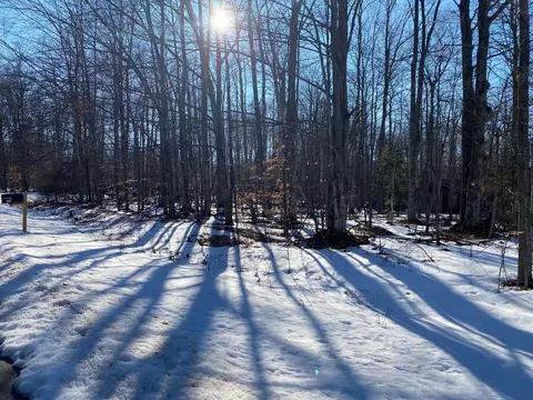 4140 S Hemlock, Cedar, MI 49621