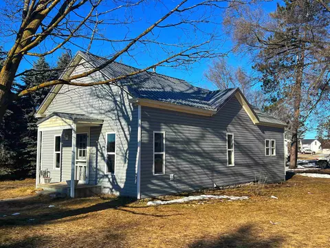 211 Oak, Kalkaska, MI 49646