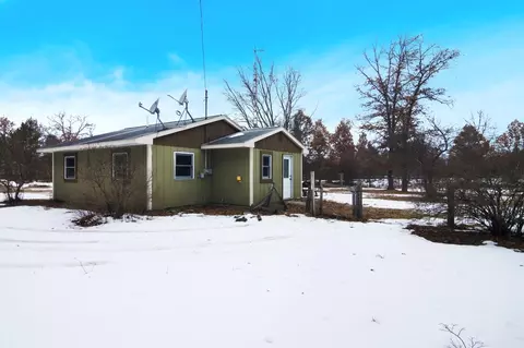 9667 E County Line, Fife Lake, MI 49633