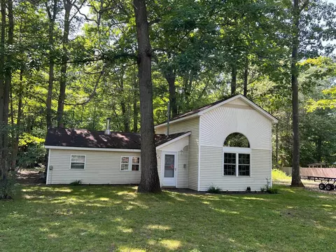 920 Arbor, Lake George, MI 48633