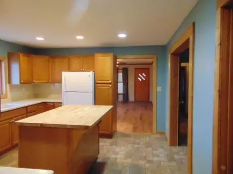Kitchen - 324 N Ithaca, Ithaca, MI 48847 photo 5 of 5