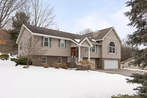 13194 S Cedar, Cedar, MI 49621