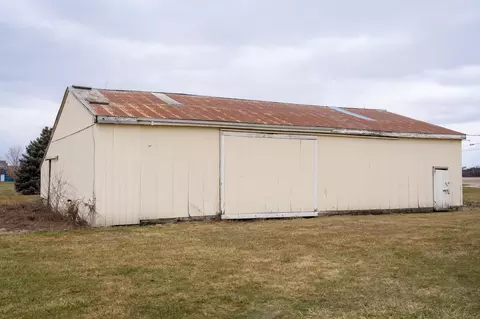 Exterior - 6426 E Blanchard, Shepherd, MI 48883 photo 19 of 29