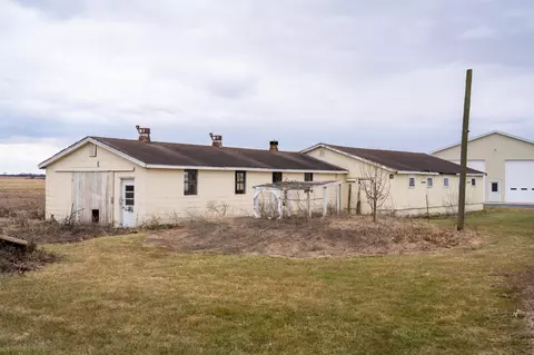 Exterior - 6426 E Blanchard, Shepherd, MI 48883 photo 18 of 29