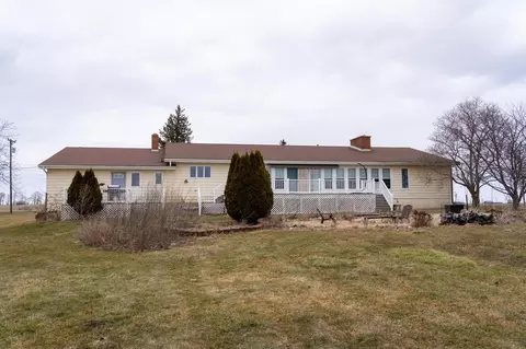 Exterior - 6426 E Blanchard, Shepherd, MI 48883 photo 23 of 29
