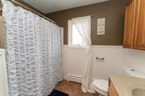 Bath - 6426 E Blanchard, Shepherd, MI 48883 photo 5 of 8