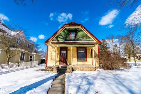 302 W End, Alma, MI 48801