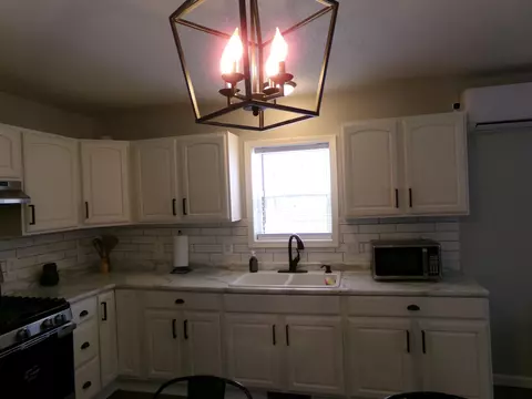 Kitchen - 290 S Webber, Farwell, MI 48622 photo 5 of 6