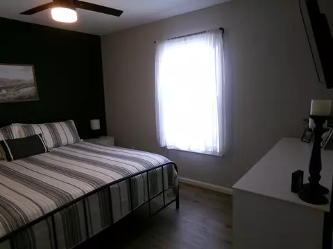 Bedroom - 290 S Webber, Farwell, MI 48622 photo 2 of 8