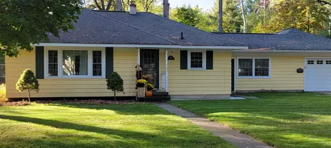 548 Belmont, Traverse City, MI 49686